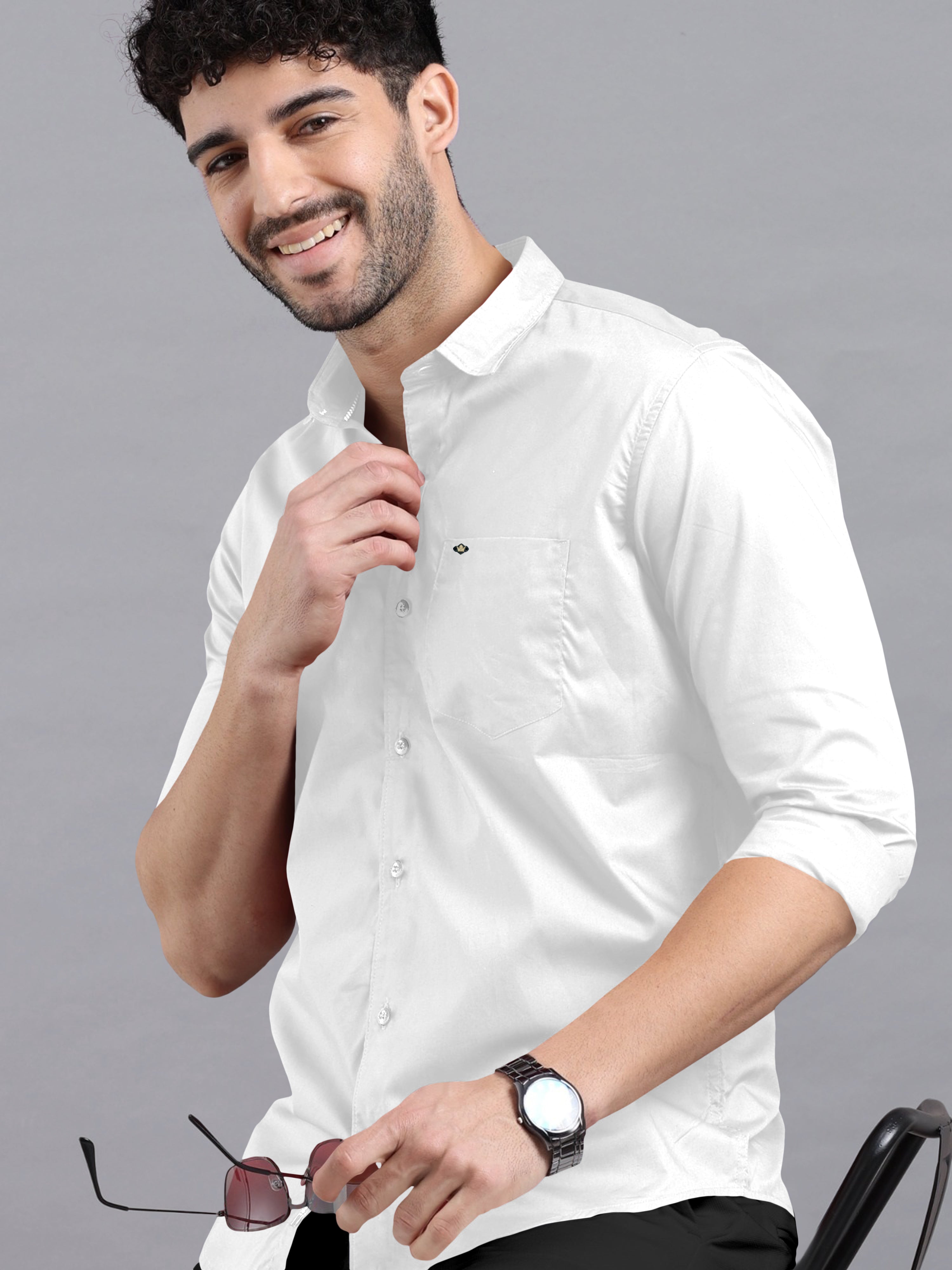 THE CLASSIC WHITE PLAIN COTTON SHIRT